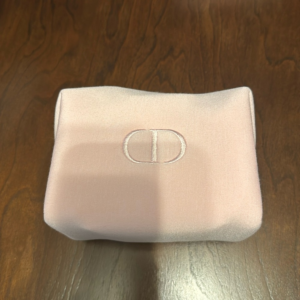 Dior beauty pouch